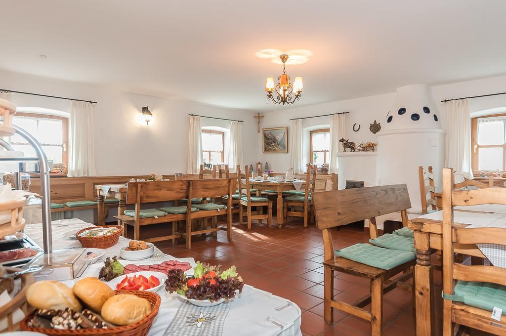 Landhaus Weidenhof Hotell Bad Griesbach  Exteriör bild