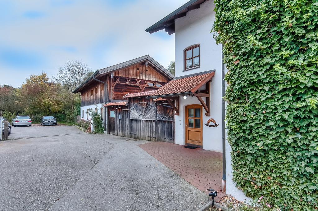 Landhaus Weidenhof Hotell Bad Griesbach  Exteriör bild